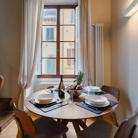Apartment Da Carlo A Pontevecchio Florenz
